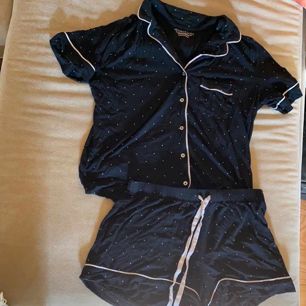 Victoria’s Secret pajama set